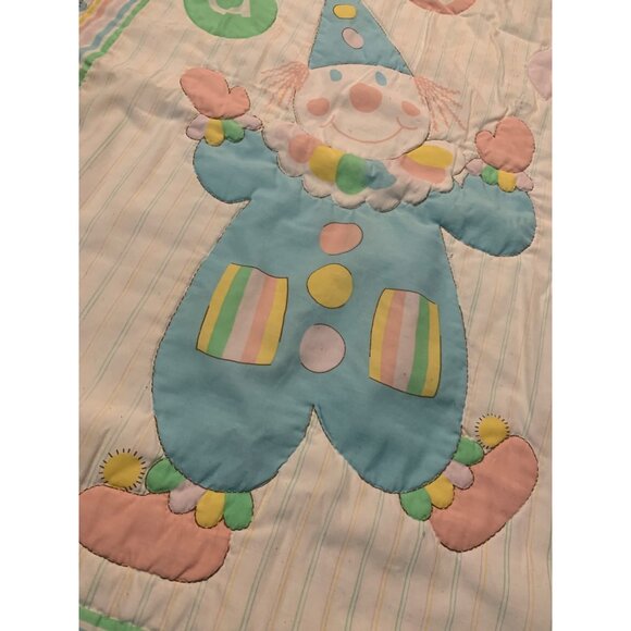 41 x 32 Clown Quilted Baby Blanket Homemade Fabric Panel Design Balloons ABC’s - Picture 4 of 13